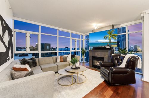 3BR Downtown  Peaceful Corner